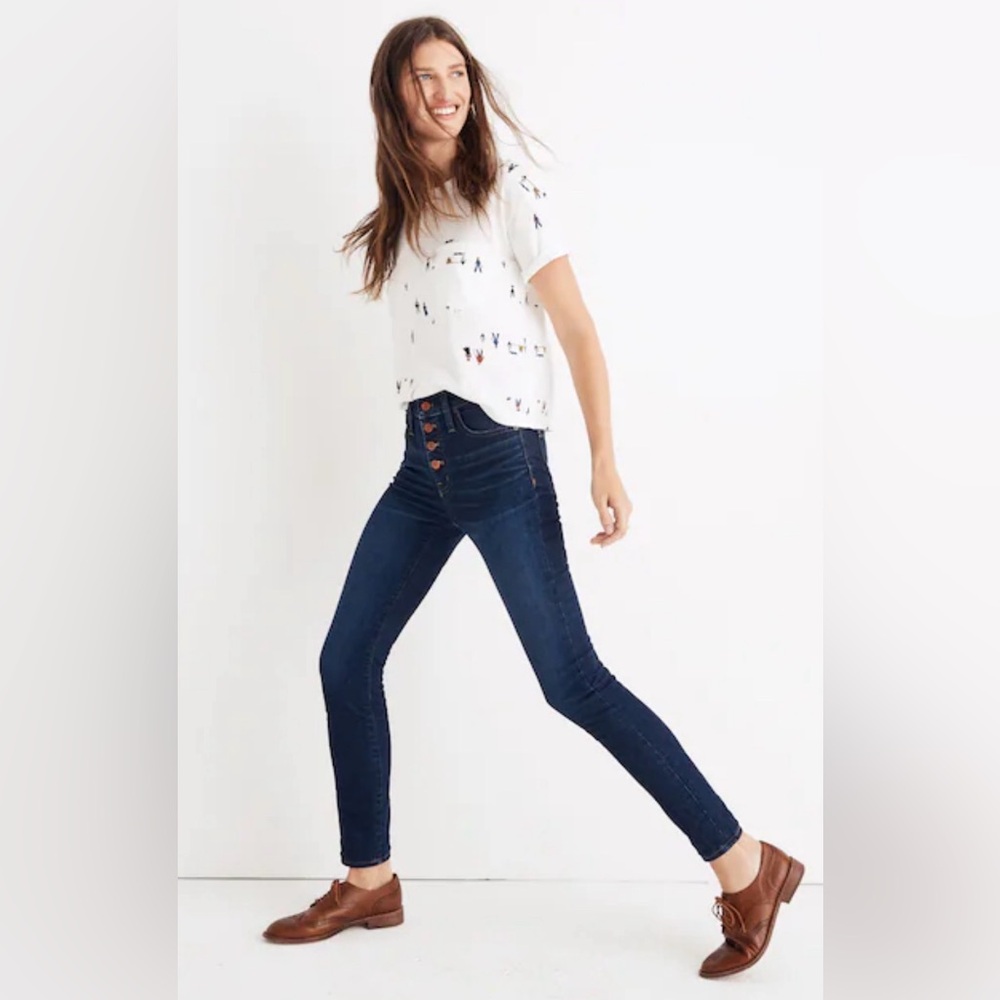 The Madewell 9" Mid-Rise Skinny Jeans in Hayes Wash: Button-Front Edition